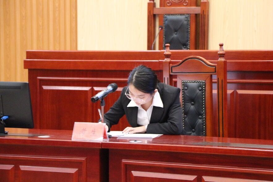 86a5507d16404ba7aae086fa9a640a8e.jpg 86a5507d16404ba7aae086fa9a640a8e.jpg