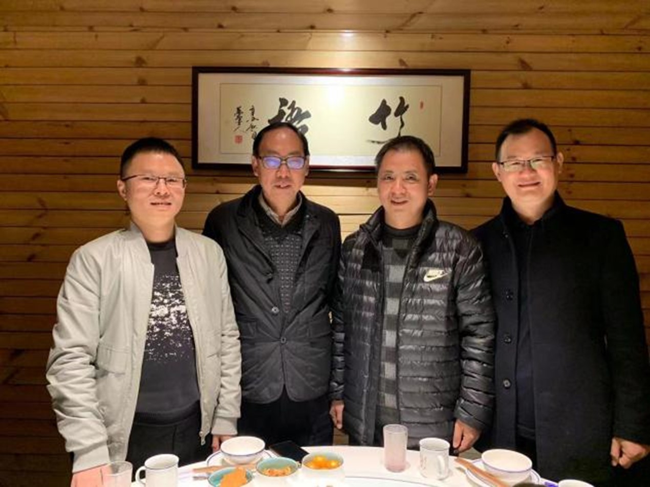 71e4f6166ead4861ab2bbed2c71ce0b3.jpg 戴.jpg